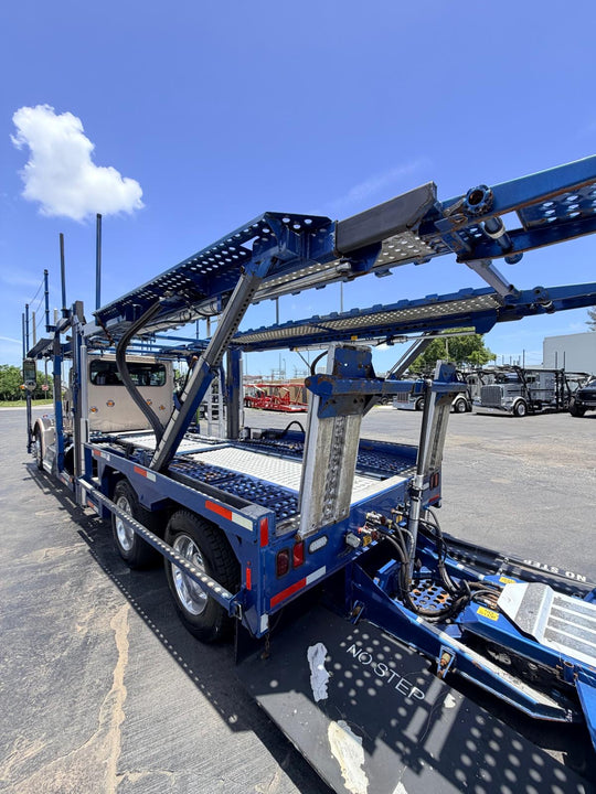 2019 Peterbilt 365 w/a 2019 Cottrell LSFA 80”
