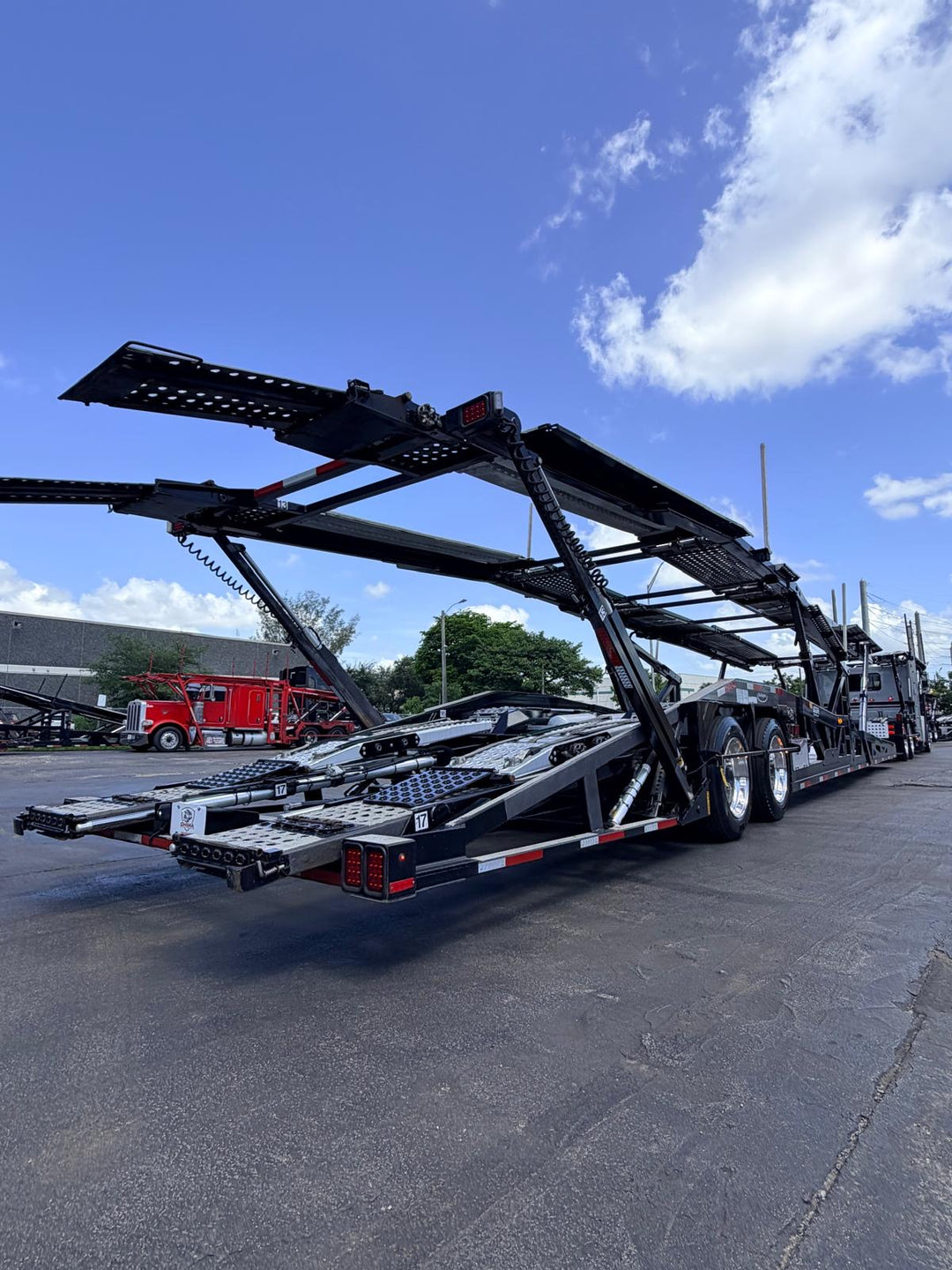 2024 Peterbilt 389 w/a 2024 Cottrell CX09 LSFA 80”