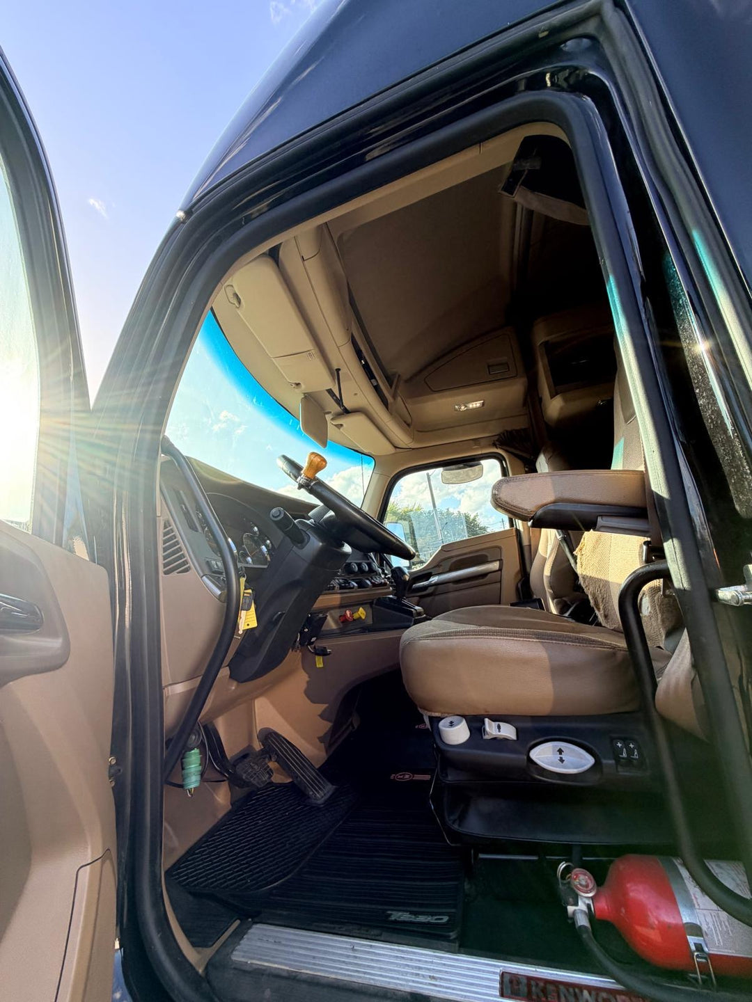 2017 KW T680