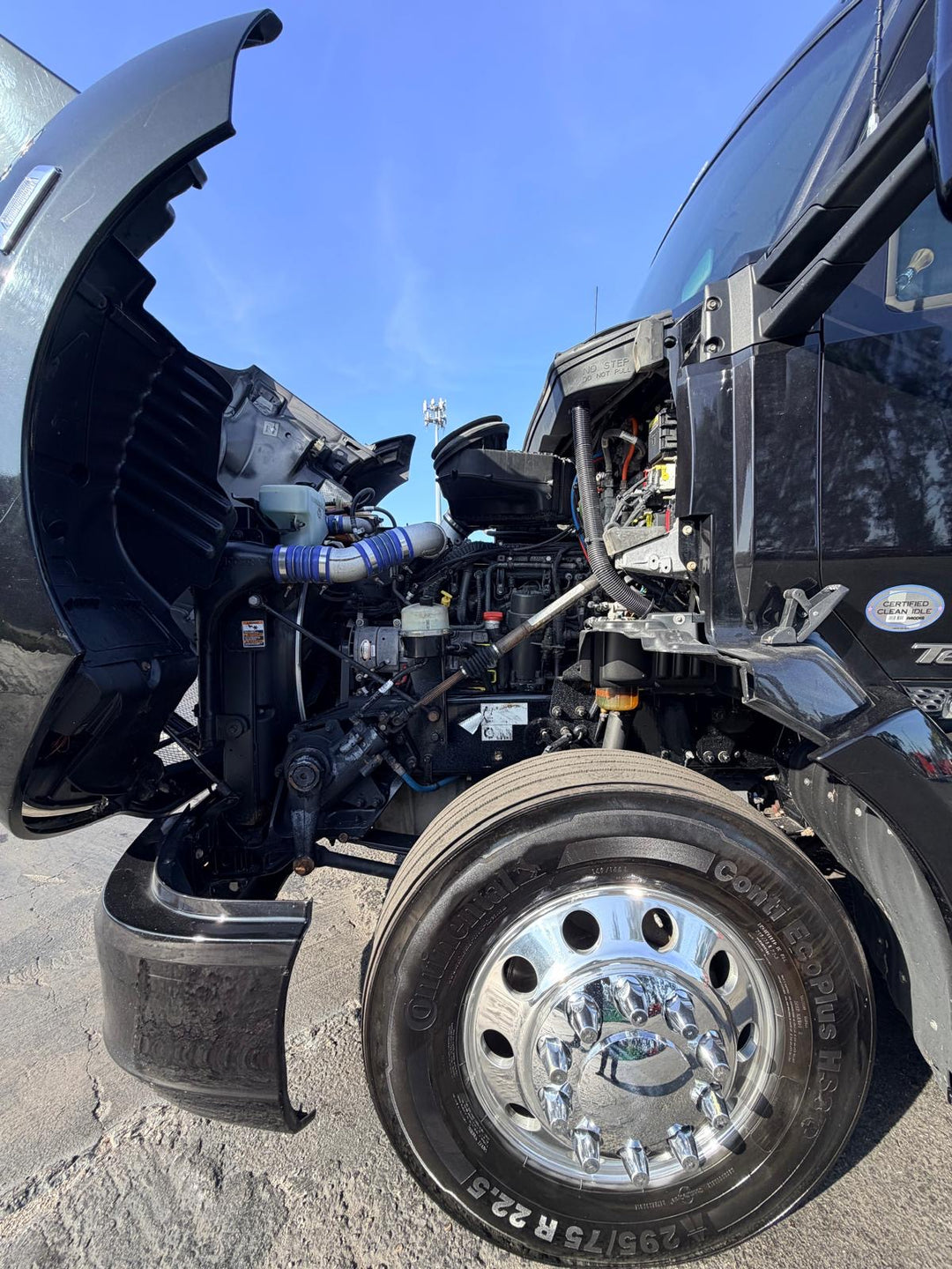 2017 KW T680