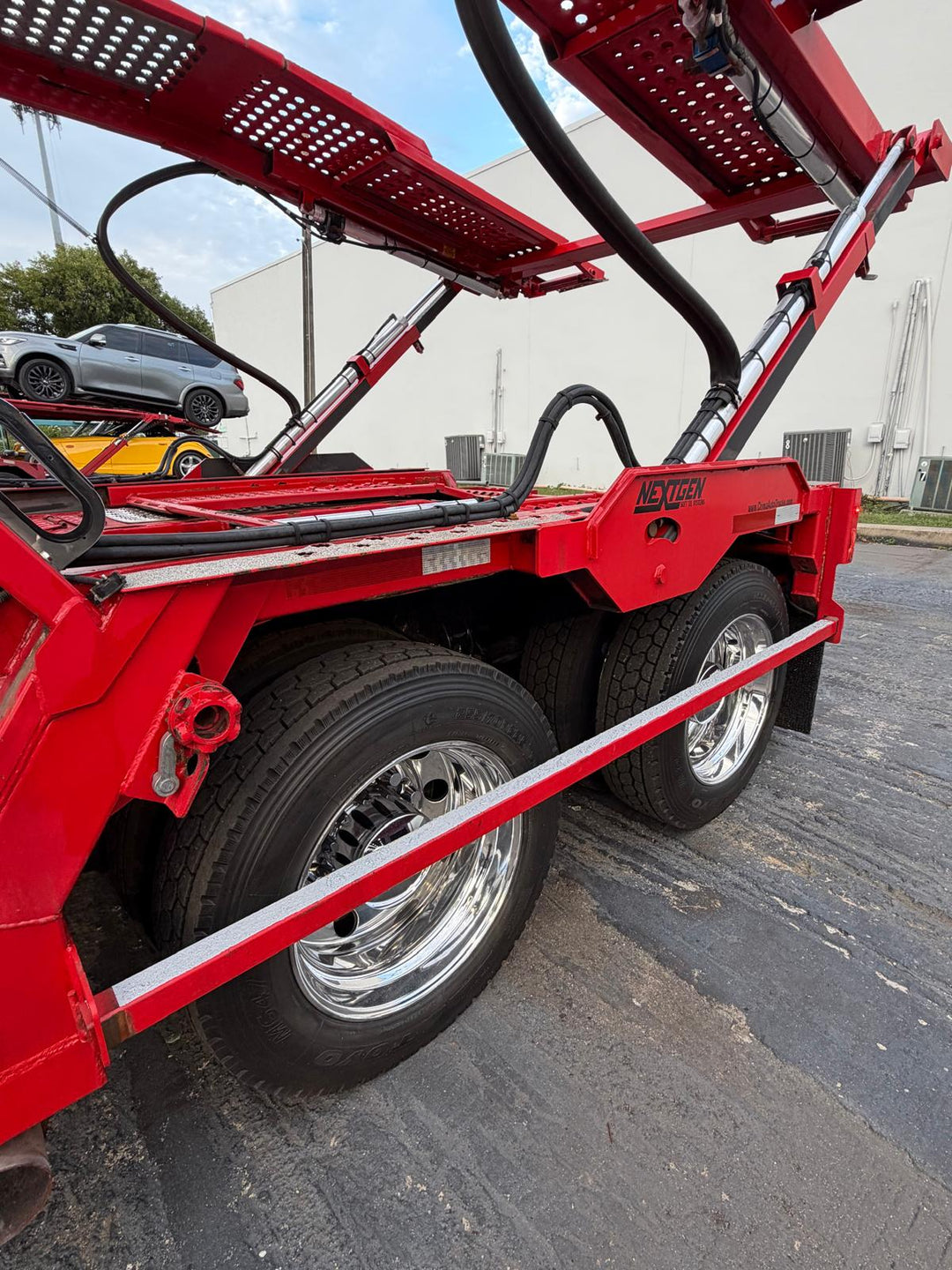 2017 Peterbilt 389 (264” WB)