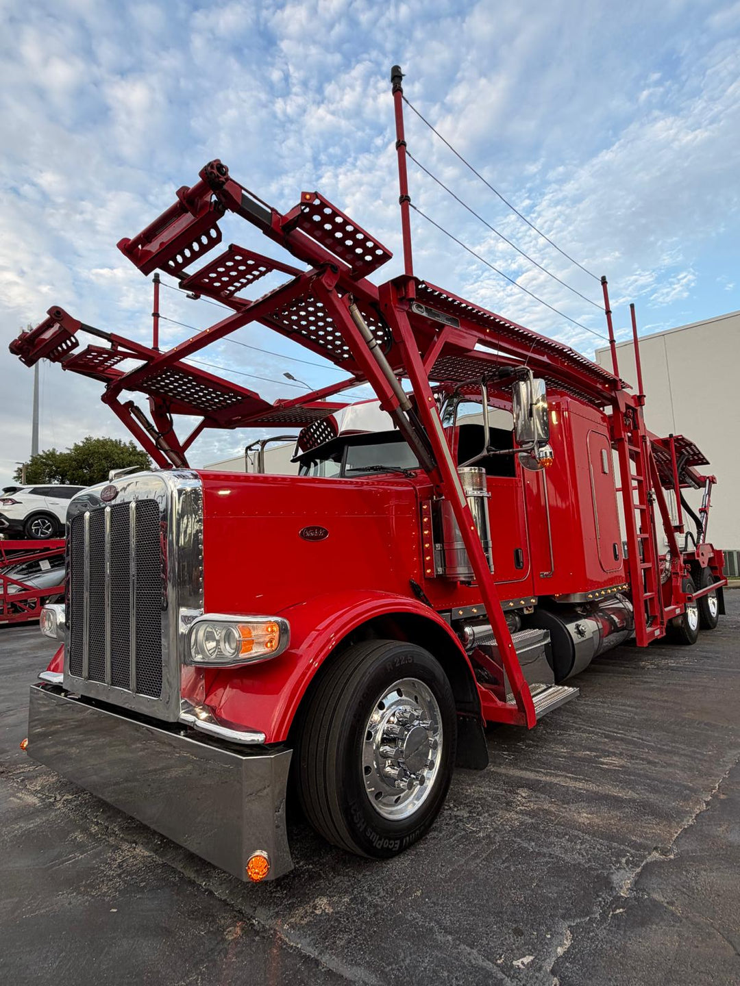 2017 Peterbilt 389 (264” WB)