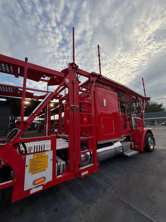2017 Peterbilt 389 (264” WB)