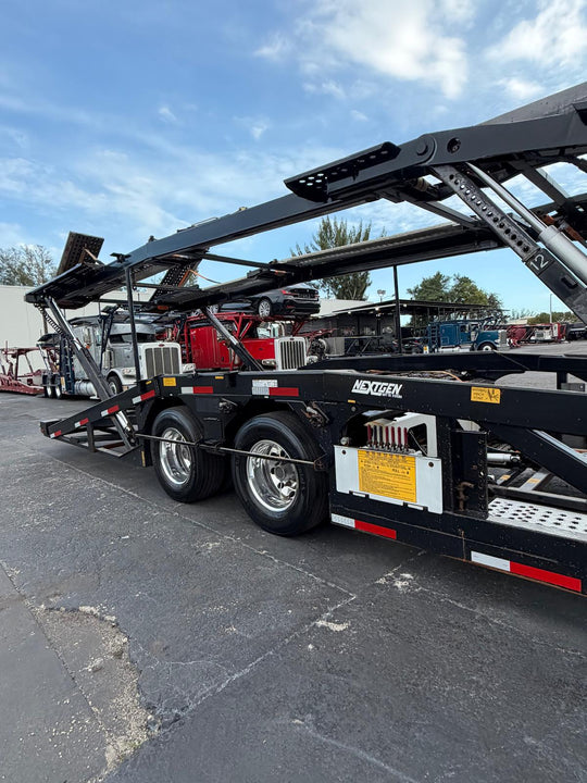 2017 Peterbilt 389 w/a Cottrell CX-09 LS3