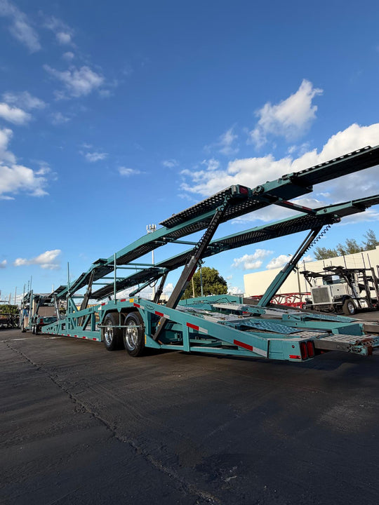 2020 Peterbilt 365 w/a 2020 Cottrell LSFA 80”