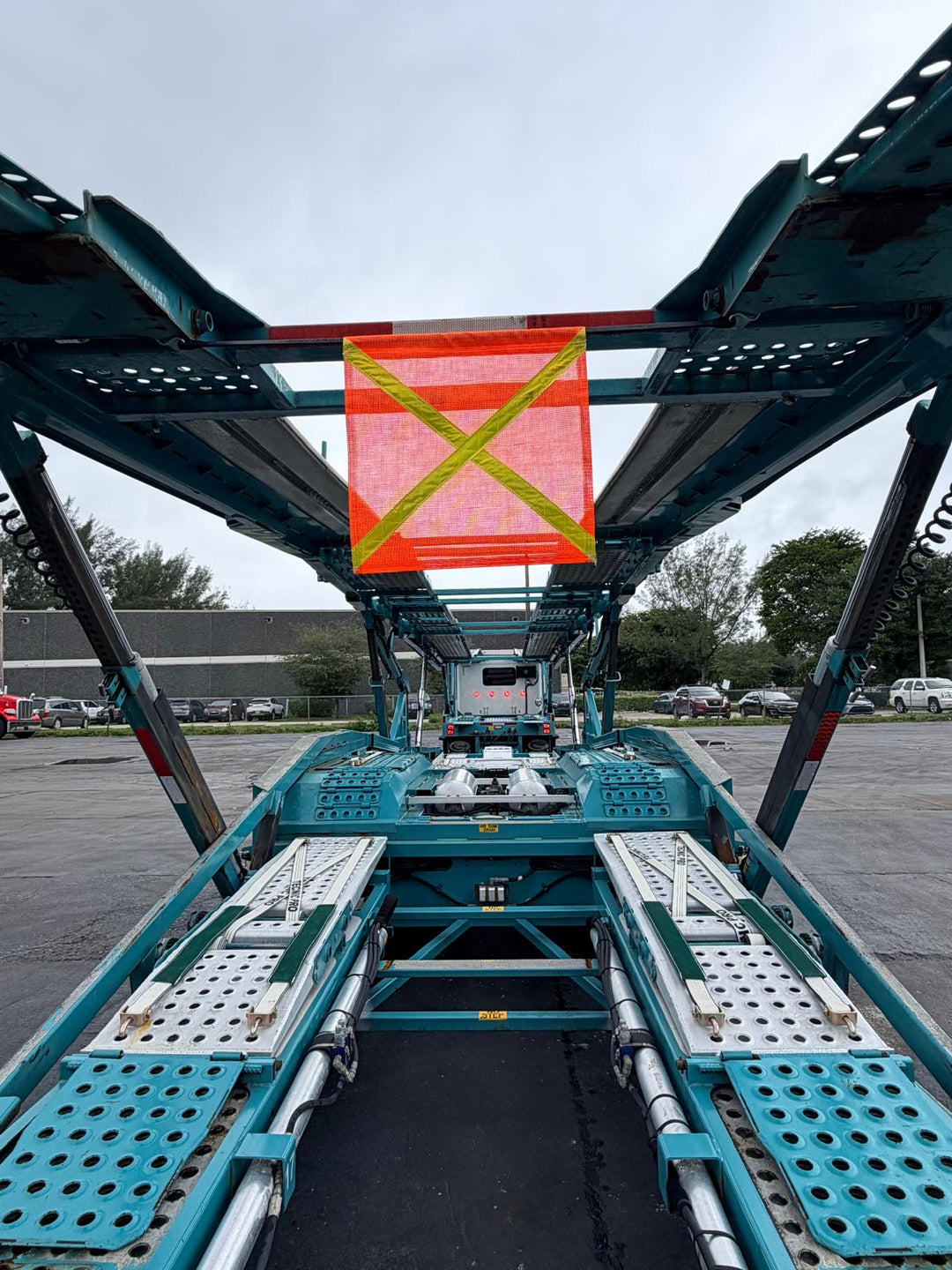 2019 Peterbilt 389 w/a 2019 Cottrell CX-09 LSFA 80 Footer