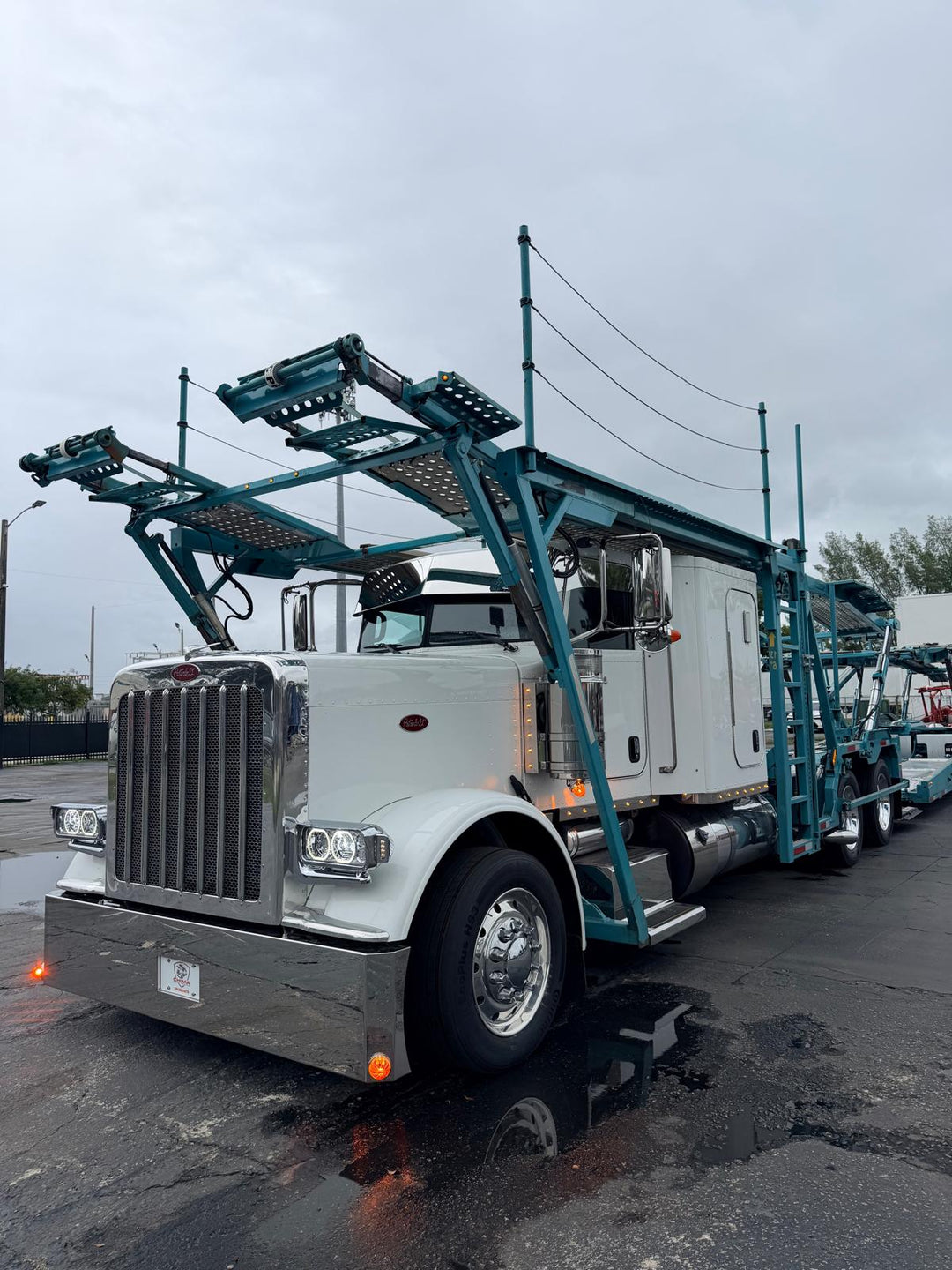 2019 Peterbilt 389 w/a 2019 Cottrell CX-09 LSFA 80 Footer