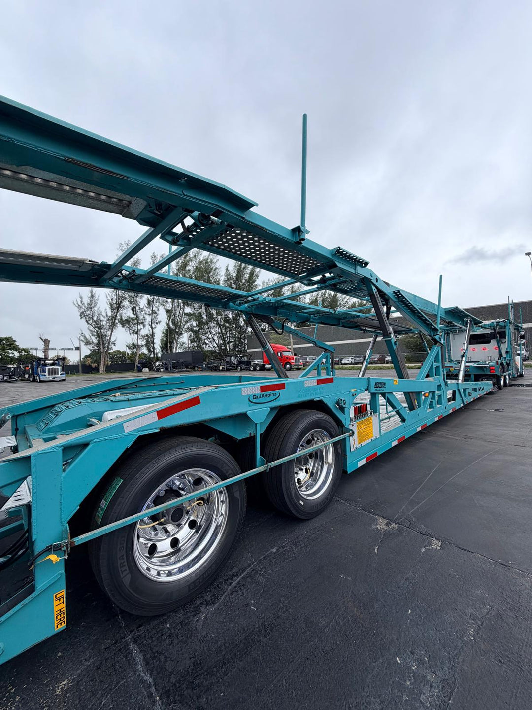 2019 Peterbilt 389 w/a 2019 Cottrell CX-09 LSFA 80 Footer